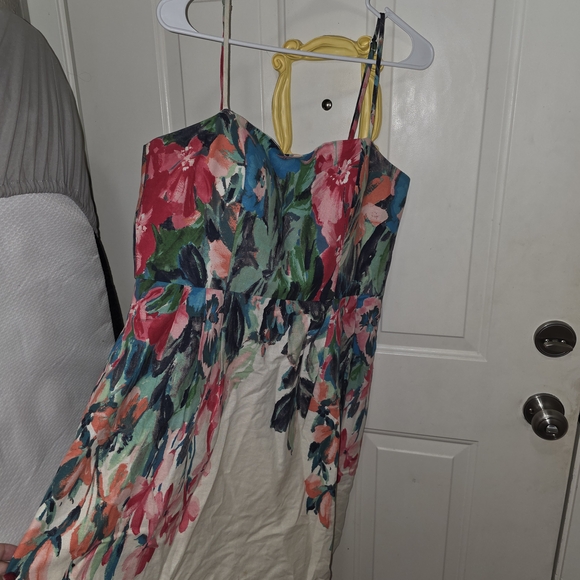 Oleg Cassini Dresses & Skirts - Oleg Cassini Colorful Patterned Dress
